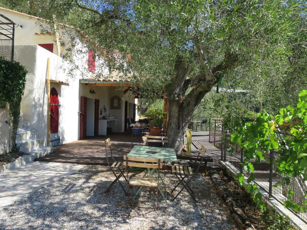 Les Figaires Villa L'Escarene Exterior foto